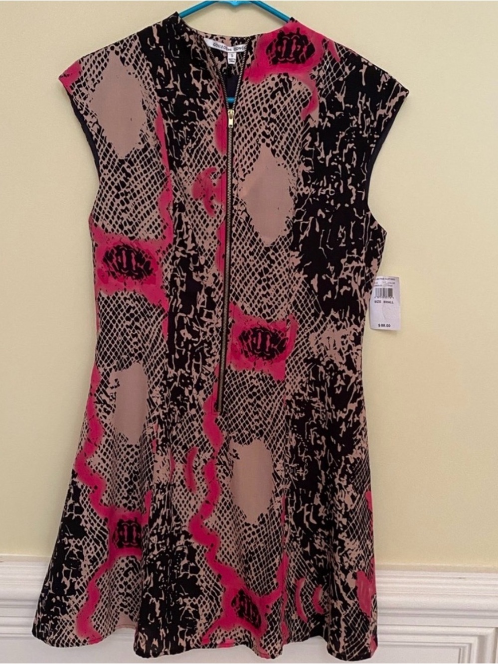 Collective Concepts Sleeveless Zip-Front Dress in Black, Beige & Pink